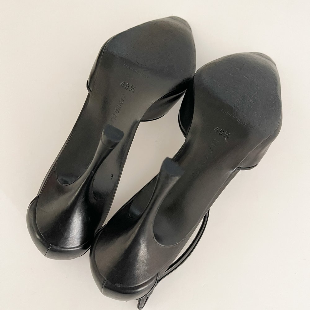 Manolo Blahnik Black Leather Ankle Strap Heels (US 10.5 / IT Manolo Blahnik Black Leather Ankle Strap Heels (US 10.5 / IT